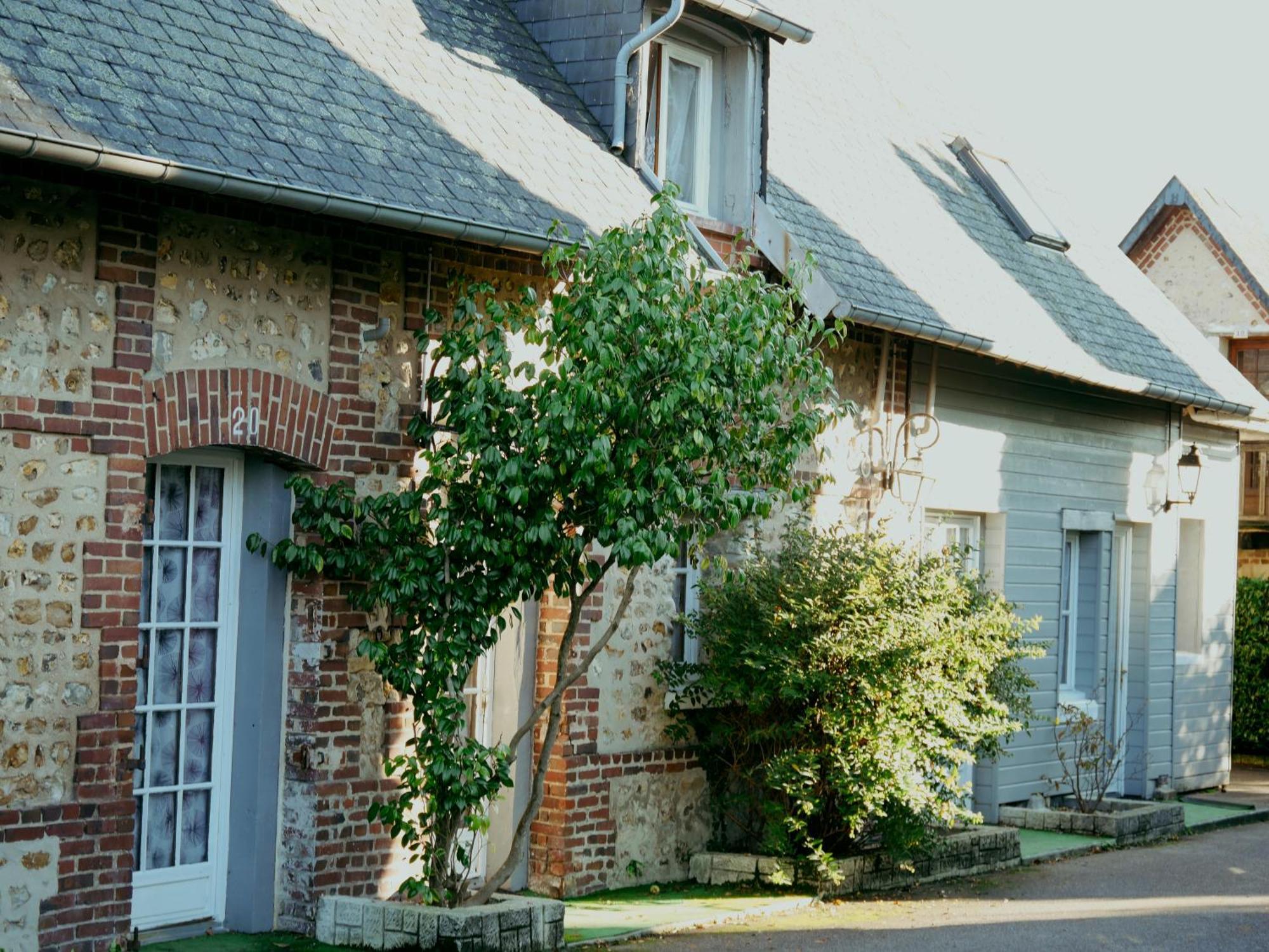 Logis Le Clos Deauville Saint Gatien 外观 照片